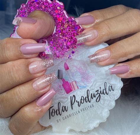 Pin de Elizabeth Martinez em Resina | Unhas decoradas, Decoração de unha, Unhas