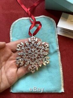 Tiffany & Co Sterling Silver Snowflake Christmas Ornament 25987 Original Box VH