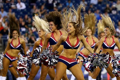 EBL: New England Patriots Championship Game Cheerleaders