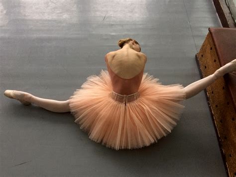 Ballet Jazz, Ballet Girls, Ballet Dance, Ballerina Gif, Ballerina Barbie, Barbie Swan Lake ...