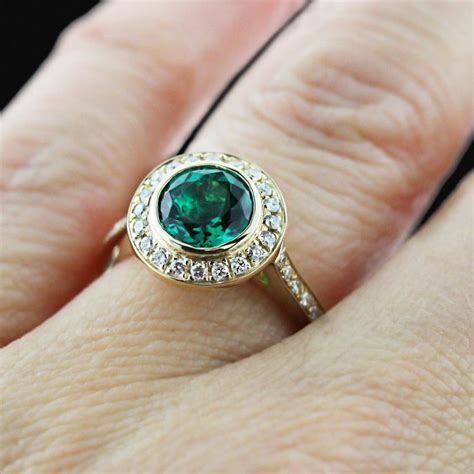 Look Gorgeous in Green Lab-Created Emeralds | Heirloom engagement rings ...