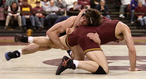 Illinois at Minnesota Photos – The Guillotine