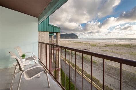 13 best beach hotels in the United States | Skyscanner US