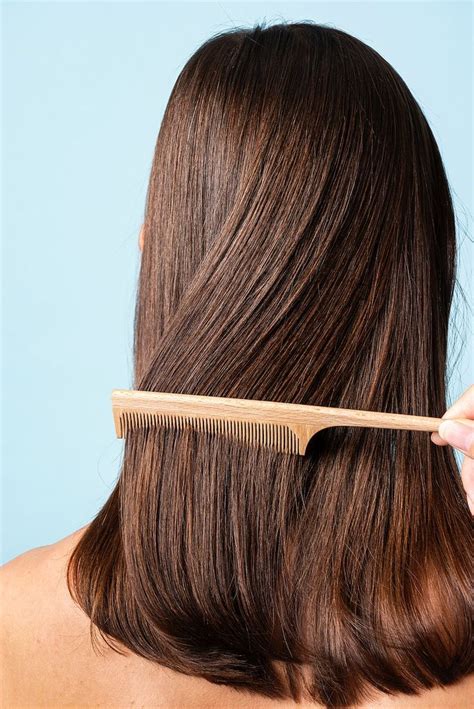 Stylist combing a woman's hair | premium image by rawpixel.com / Teddy ...