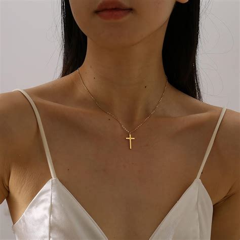 Aggregate more than 148 necklace with a cross sideways super hot - songngunhatanh.edu.vn