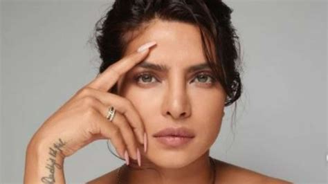 'You're gorgeous': Netizens are in love with Priyanka Chopra's no ...