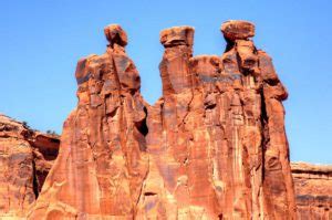 Reasons to travel to Arches National Park - The best hotels in the world