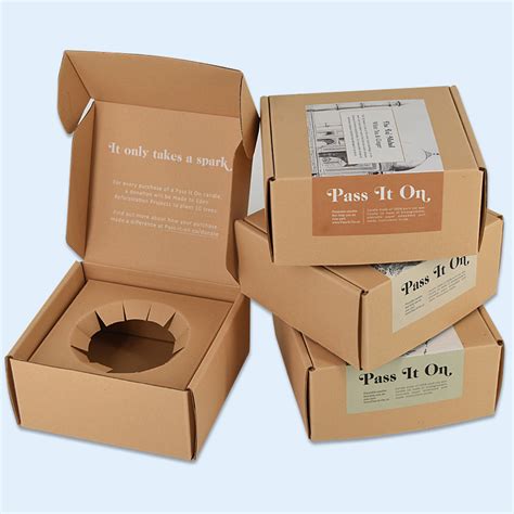 China 2021 Kraft Paper Candle Packaging Box with Paper Tray, Candle ...