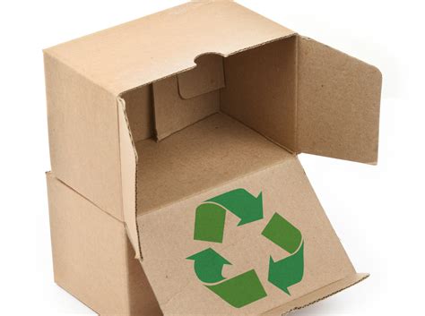 How using recycled content packaging benefits the environment | Blog