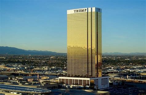 Trump International Hotel Tower Las Vegas High Rise | RE/MAX 702-508-8262