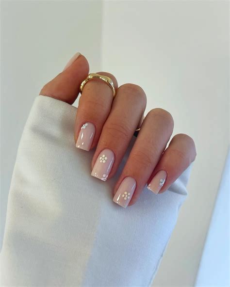 French Tip Nails With Flower Design | Best Flower Site