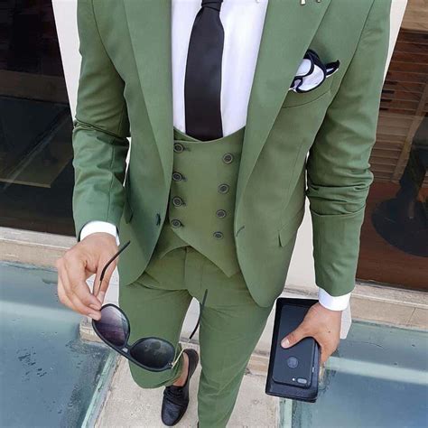 Top 8 Suggestions for Men Suits 2023 To Try This Year | Fashion Trends ...