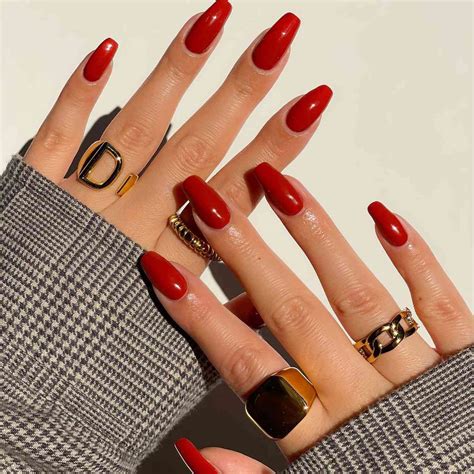 The 5 Most Popular Acrylic Nail Shapes, According to Manicurists