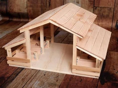 Wood Toy Barn With 8 Stalls - Etsy | Toy barn, Wooden toy barn, Handmade wooden toys