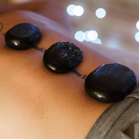 Hot Stone Massage - Sparkledot Spa