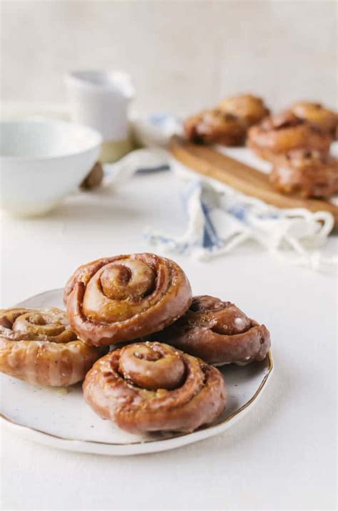 Honey buns are a delicious way to start the day. Bake them up ahead of time, and then just a ...