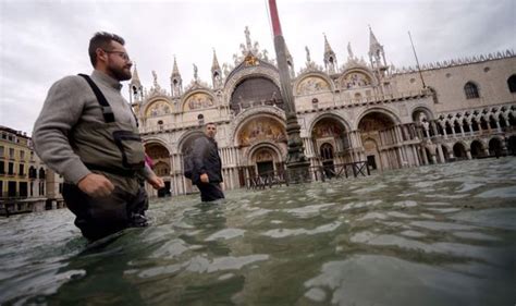 Venice floods: St Mark’s Square REOPENS – Why was tourist hotspot shut? | World | News | Express ...