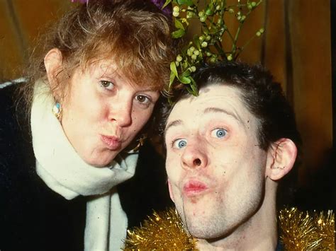 Is Kirsty Maccoll still alive? How did the British Singer die?