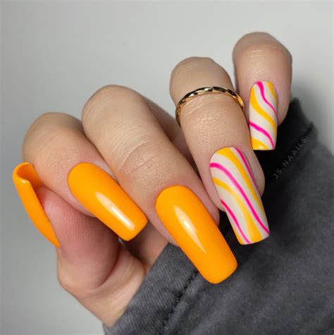 Neon Orange Nails, paznokciowa inspiracja od Szponki.pl