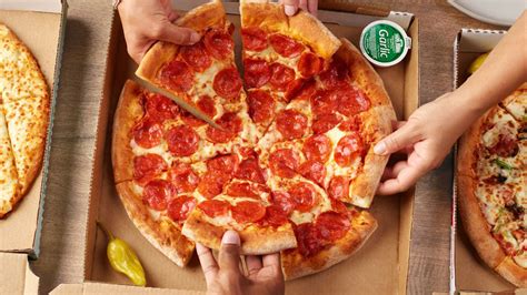 Papa John's Pepperoni Pizza: 11 Facts About The Popular Menu Item ...