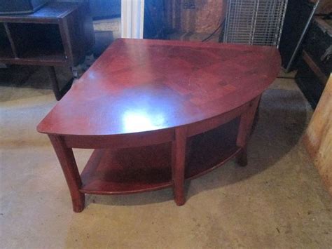 Corner Coffee Table with Rising Top