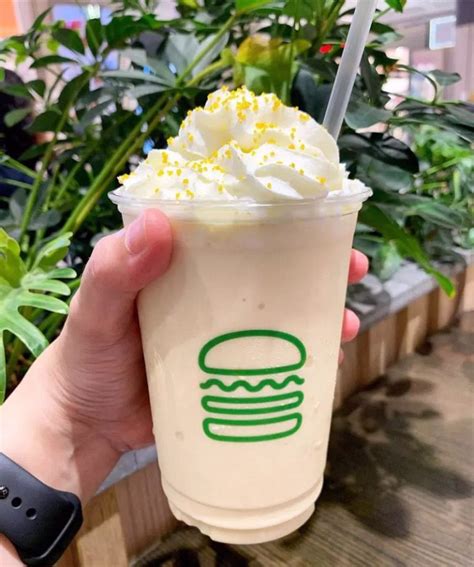 19-25 July 2021: Shake Shack Limited Edition Salted Egg Milkshake for S ...