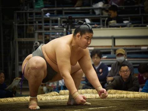 Mongolia’s Sumo Champions – The Diplomat