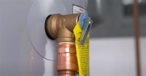 Everything to Know About Water Heater T&P Relief Valve - Plumbing Sniper