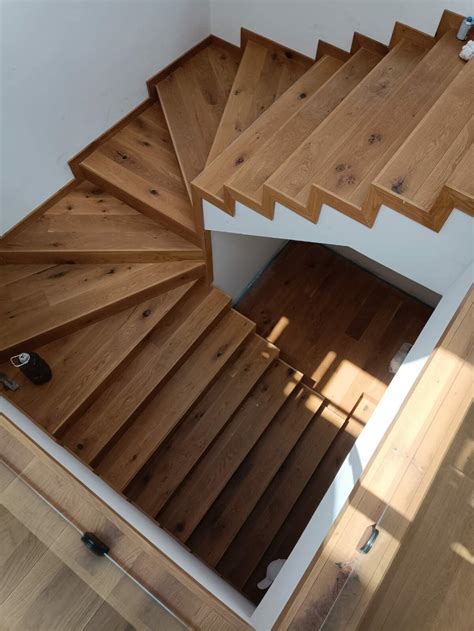 Ventas de escaleras de madera para interior | Pisos de Madera