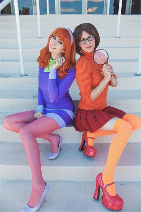 scooby snacks | Best friend halloween costumes, Duo halloween costumes, Velma costume