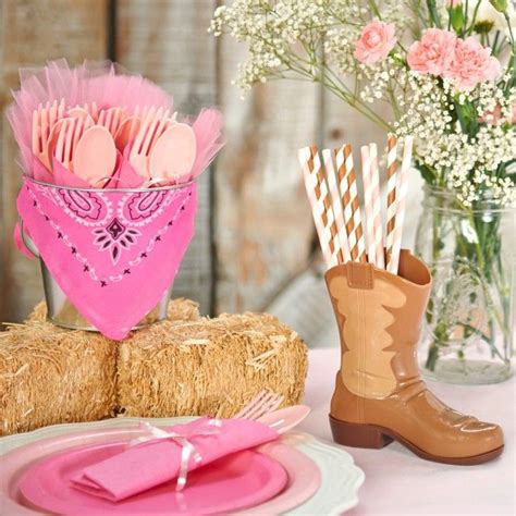 Horse Theme Birthday Party, Rodeo Birthday Parties, Rodeo Party, Farm ...