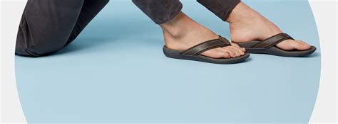 Comfortable Men's Sandals with Arch Support | Vionic Shoes Canada