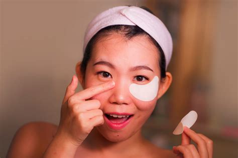 Eye Cream: How to Apply for Maximum Results