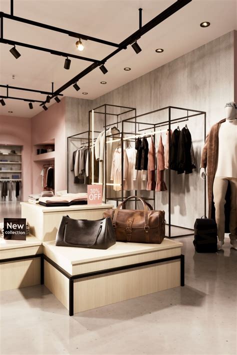 Retail Store Design Ideas | Retail store design, Store design, Clothes ...