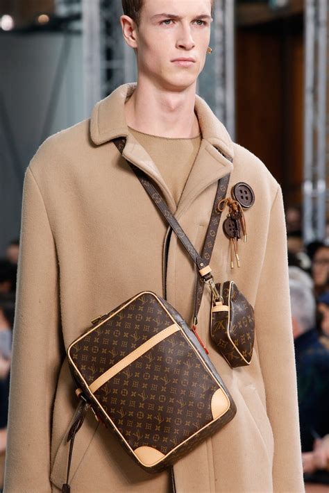 Louis Vuitton Fall 2015 Menswear Fashion Show Details Louis Vuitton ...