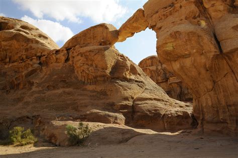 Rock bridge Um Fruth (2) | Wadi Rum | Pictures | Jordan in Global-Geography