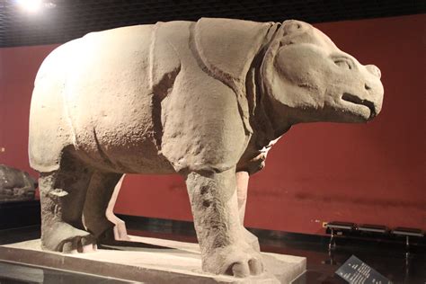 Tang Stone Rhino, 635 AD, Emperor Gaozu Tomb (Li Yuan) | Flickr