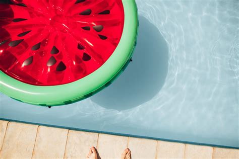 Do Inflatable Pools Float? How To Keep A Pool Floating – Backyard Sidekick