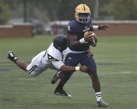 Emory & Henry vs Ferrum football | Galleries | heraldcourier.com