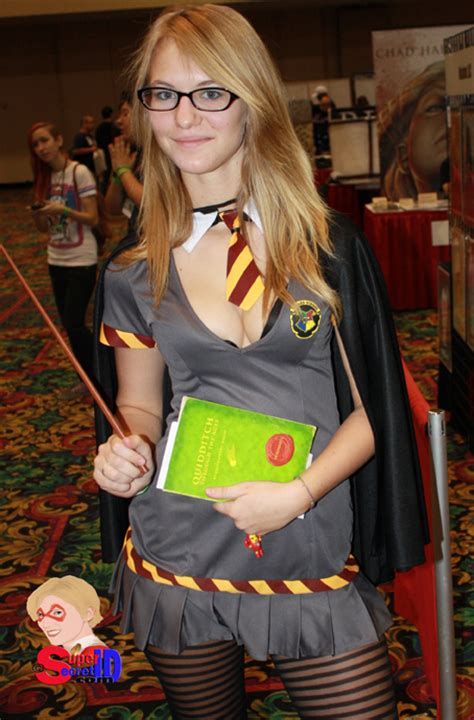 Hermione Cosplay by norrit07 on DeviantArt