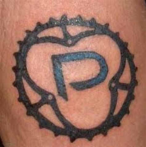 Chain Tattoo Designs, Ideas, & Meanings | TatRing