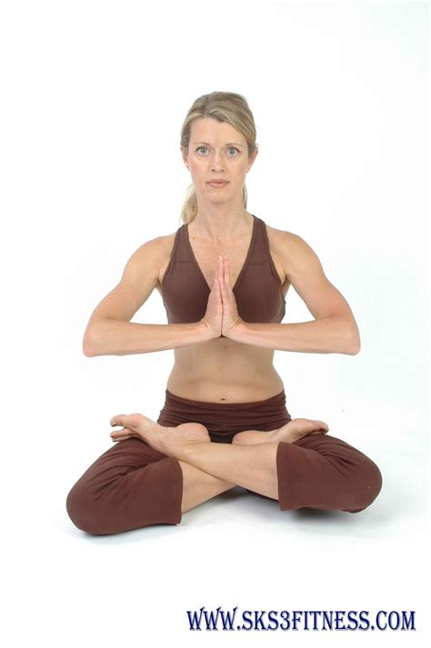 Lotus Pose | Padmasana | How to do | Benefits Lotus Pose