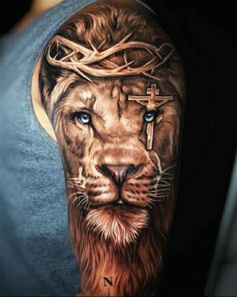 Pin by Casey Creed on tattoos | Lion head tattoos, Lion tattoo, Lion shoulder tattoo