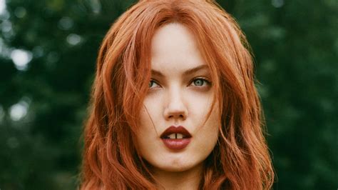 Spiced Cherry Red Is the Juiciest New Hair-Color Trend for Fall 2022 — See Photos - Verve times
