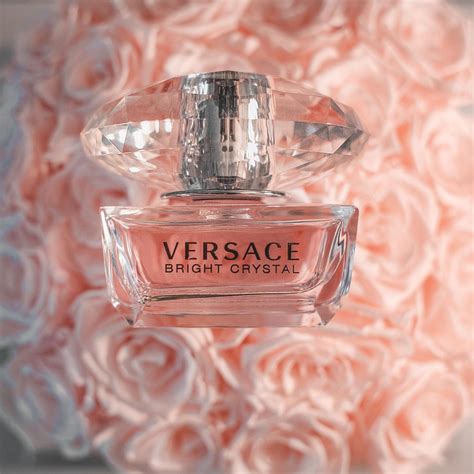 Bright Crystal Versace perfume - a fragrance for women 2006