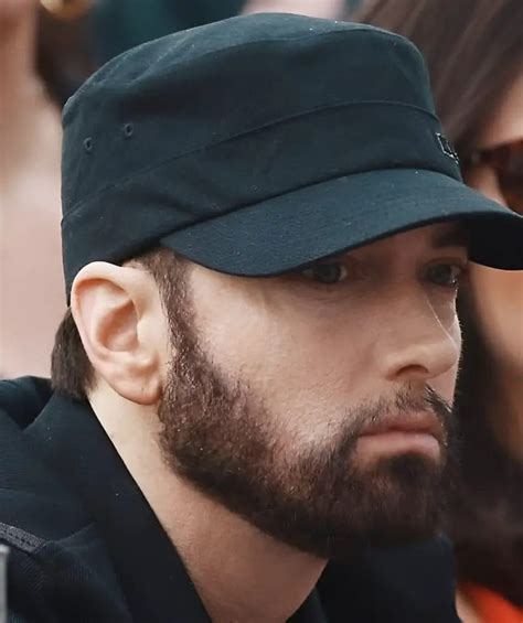 Eminem's Epic Beard Style: A Rapper's Bold New Look! - 2024