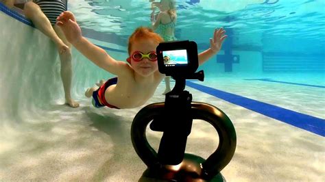 Camera Underwater Swimming in the Pool - YouTube