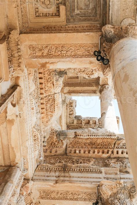 Library of Celsus in Ephesus 10295575 Stock Photo at Vecteezy