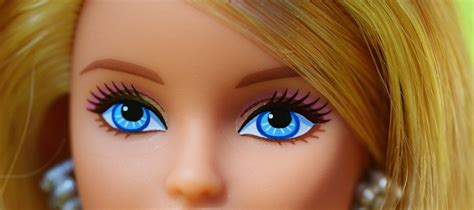 Photo Barbie doll eyes free image download