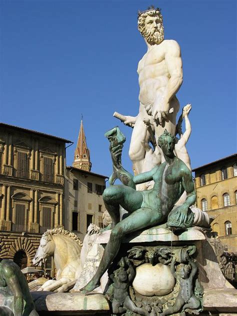 Statue of Neptune fountain at the Piazza de la Signoria Florence ...